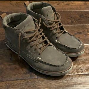 Gently Used Eddie Bauer Women’s Laurel Chukka Boots